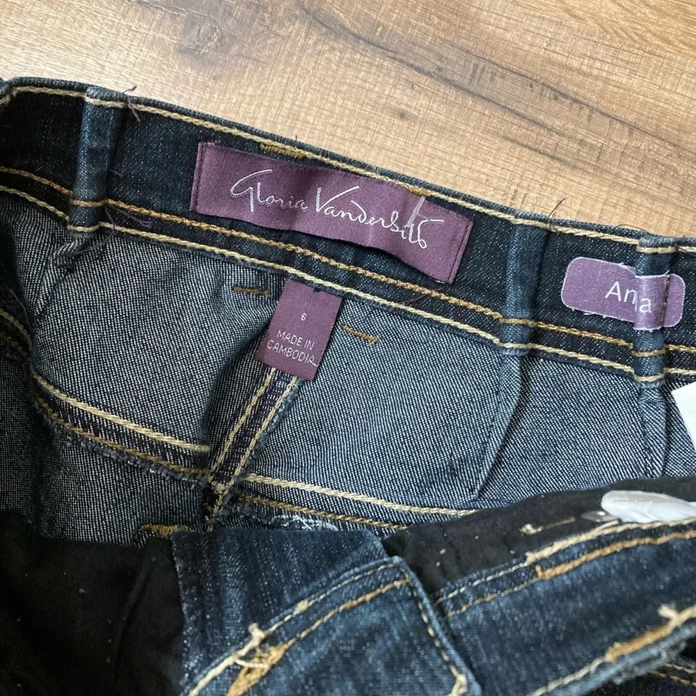 Gloria Vanderbilt | Women’s Amanda High Waist Straight Leg Jeans - Picture 7 of 12